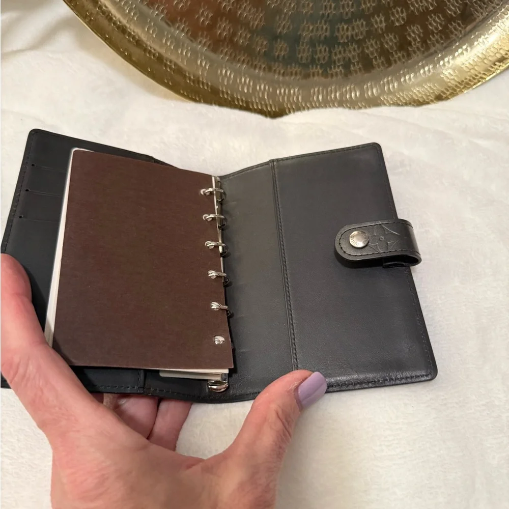 Louis Vuitton Black Key Card Holder Monogram - Picture 5 of 8